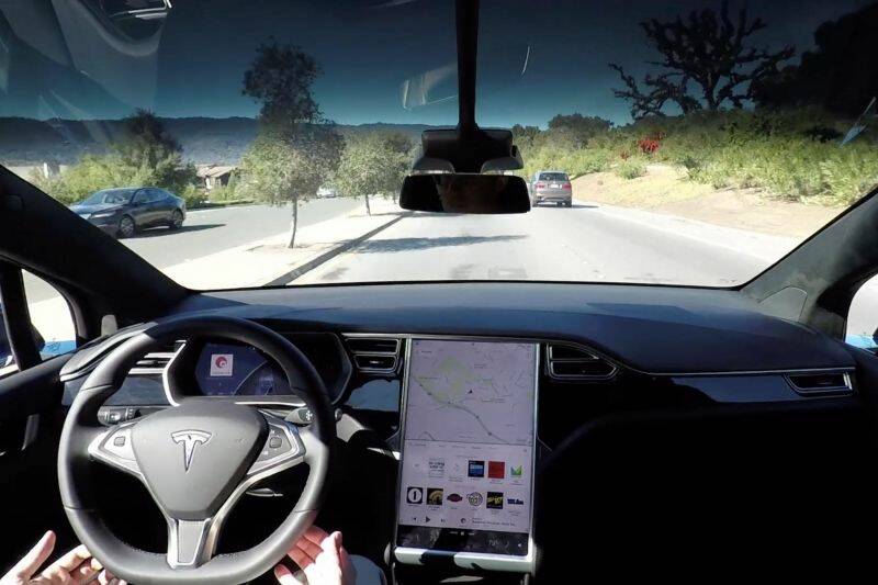 California jury finds against plaintiff in Tesla Autopilot case